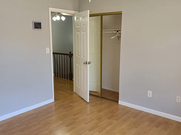 13 Covington Ct — Photo 4