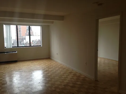 Rented by Select Locations Inc. | media 211