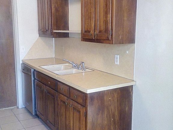5th image of 8300 NW 10th St APT 120