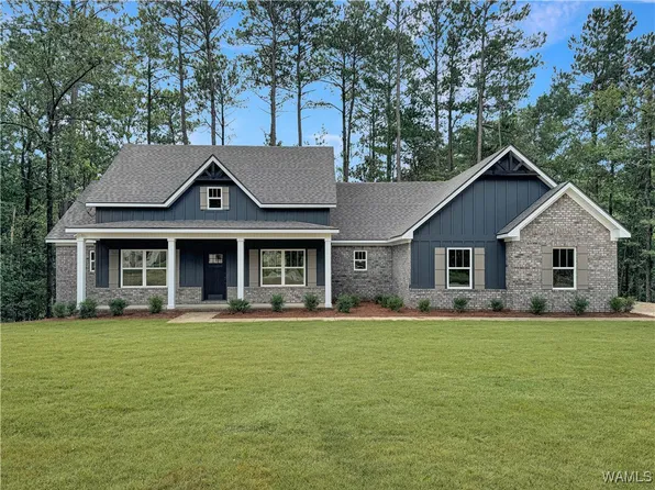 5219 Pin Oak Trl, Northport, AL 35473