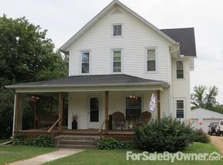 108 W Station St, Monmouth, IA 52309