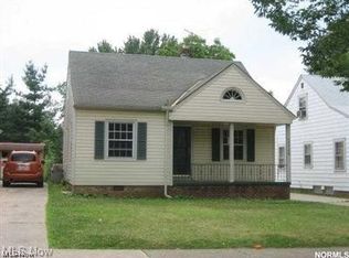 17700 Mapleboro Ave, Maple Heights, OH 44137