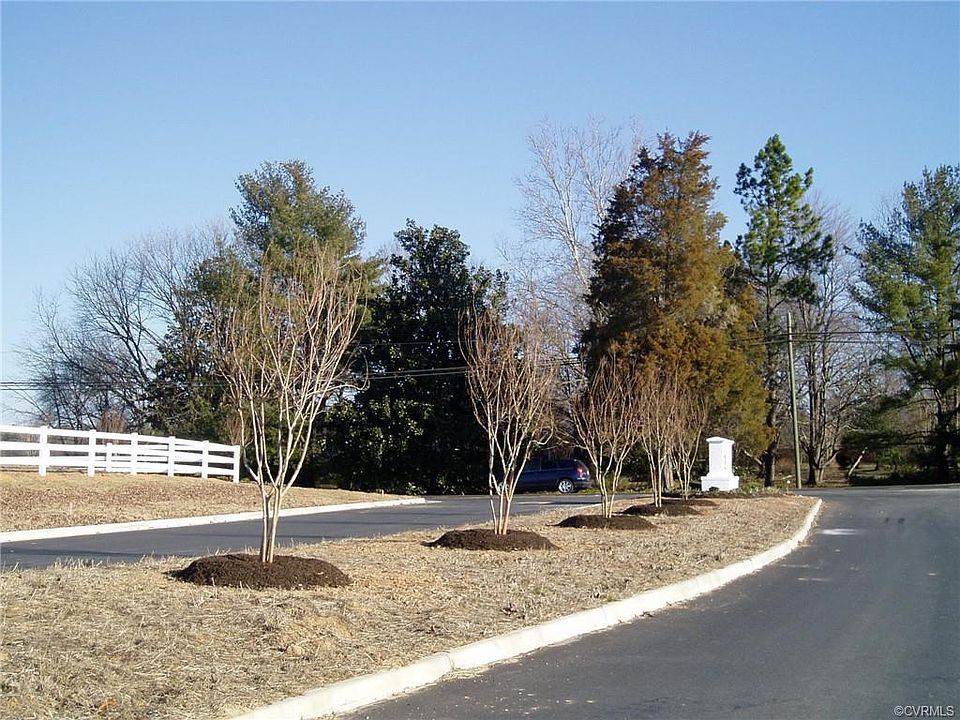 2nd image of 14992 Bethany Estates Way