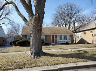 924 Bristol Ave, Westchester, IL 60154