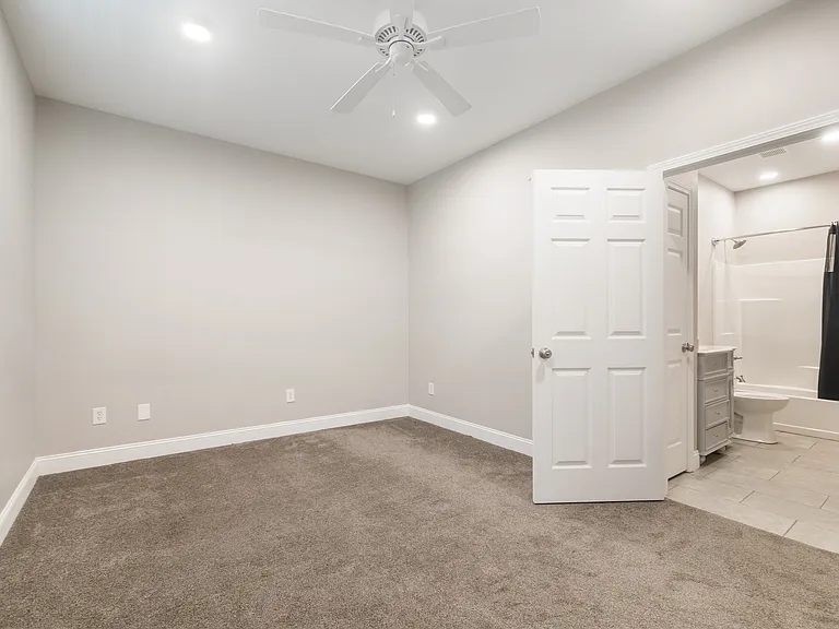 313 Raymond Ave NW #313 — Photo 18