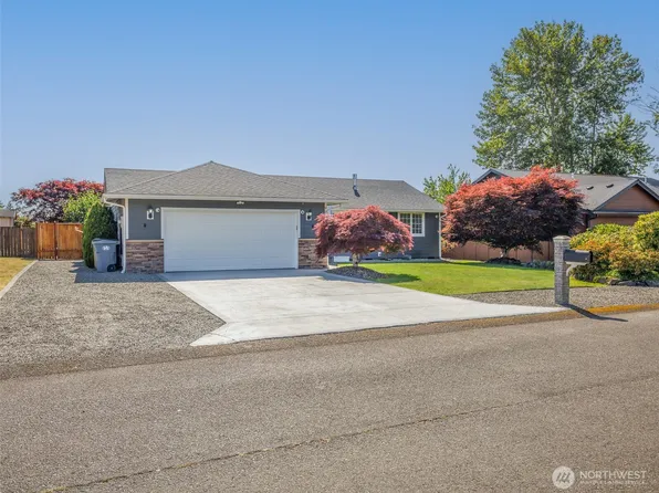 9914 2nd Avenue Ct E, Tacoma, WA 98445