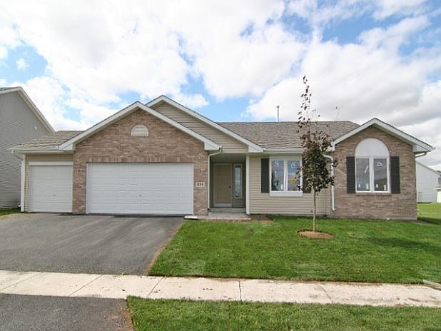 2nd image of 898 St Croix Ln