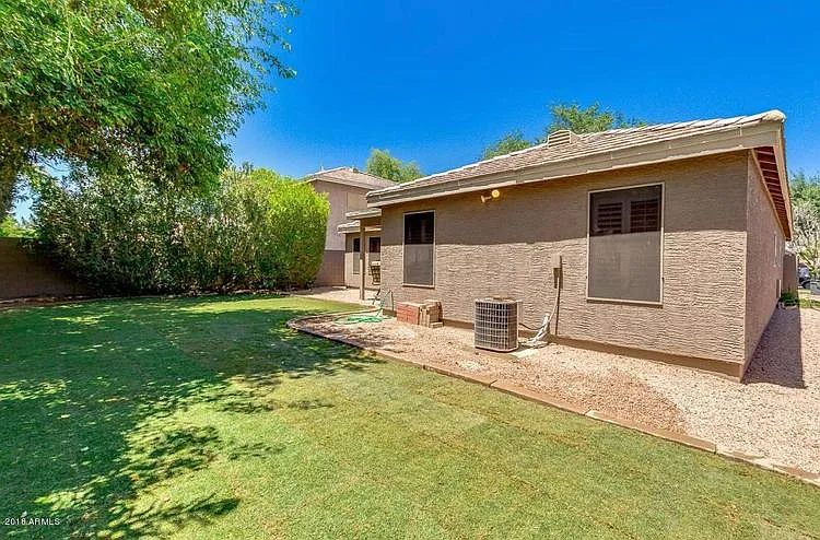735 W Orchard Way — Photo 4