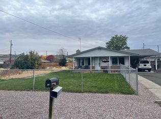 38 Saint John Ave, Naches, WA