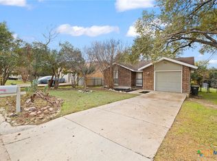 1912 Castle Gate Cir, San Marcos, TX 78666