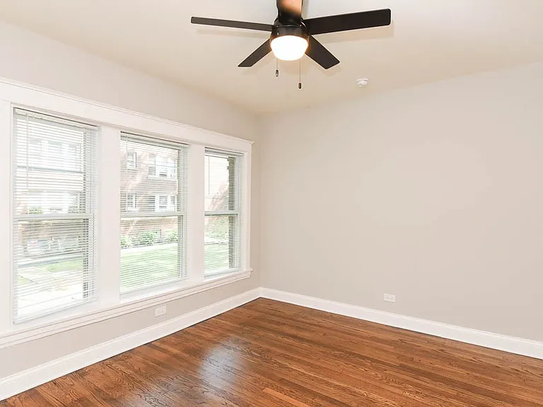 4708 N Racine Ave #W2 — Photo 11