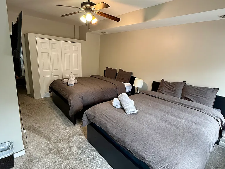 904 S Hanover St — Photo 11