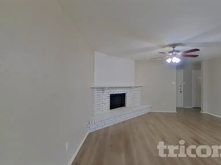 1609 Santa Fe Trl — Photo 2