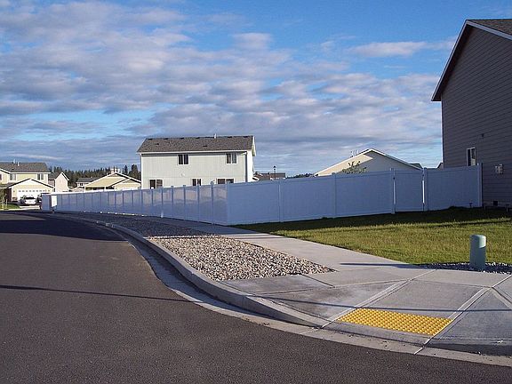 sideview of property and fence