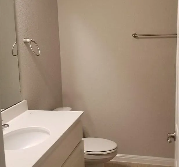 908 Kingston Pl — Photo 20