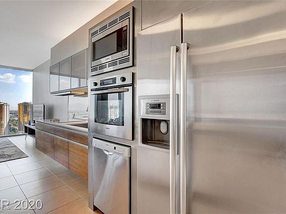 3rd image of 3722 S Las Vegas Blvd #3202