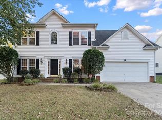 5801 Branthurst Dr, Charlotte, NC 28269