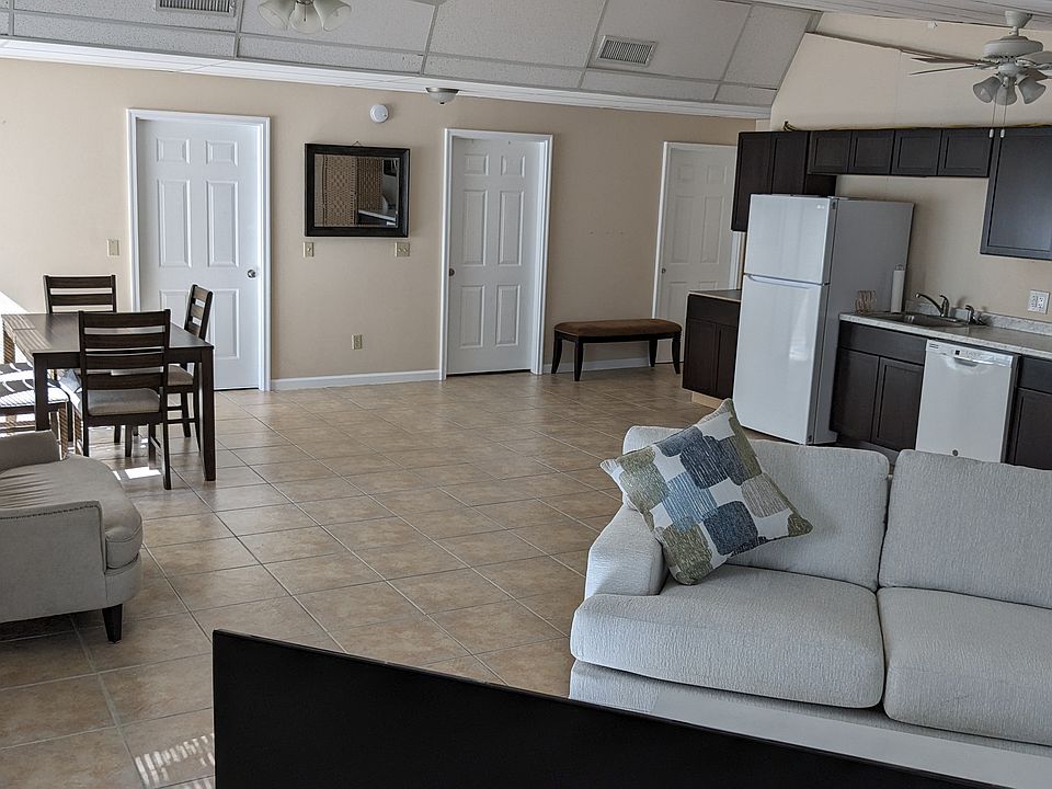 1st image of 260 E Martin Luther King Jr Blvd APT 3