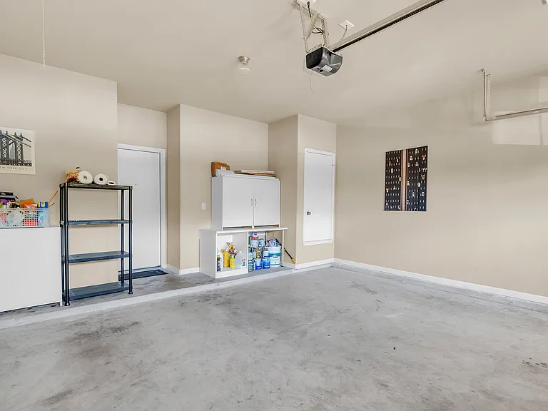 520 S Meadowlark St #B — Photo 45