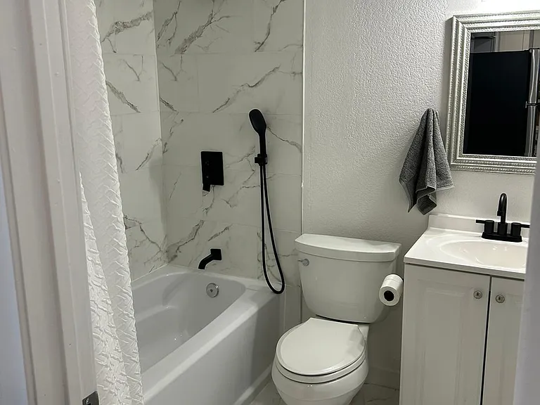 4207 Ashmont Ct #1 — Photo 14