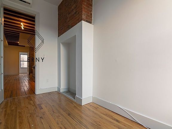 4th image of 128 Boerum St APT 2