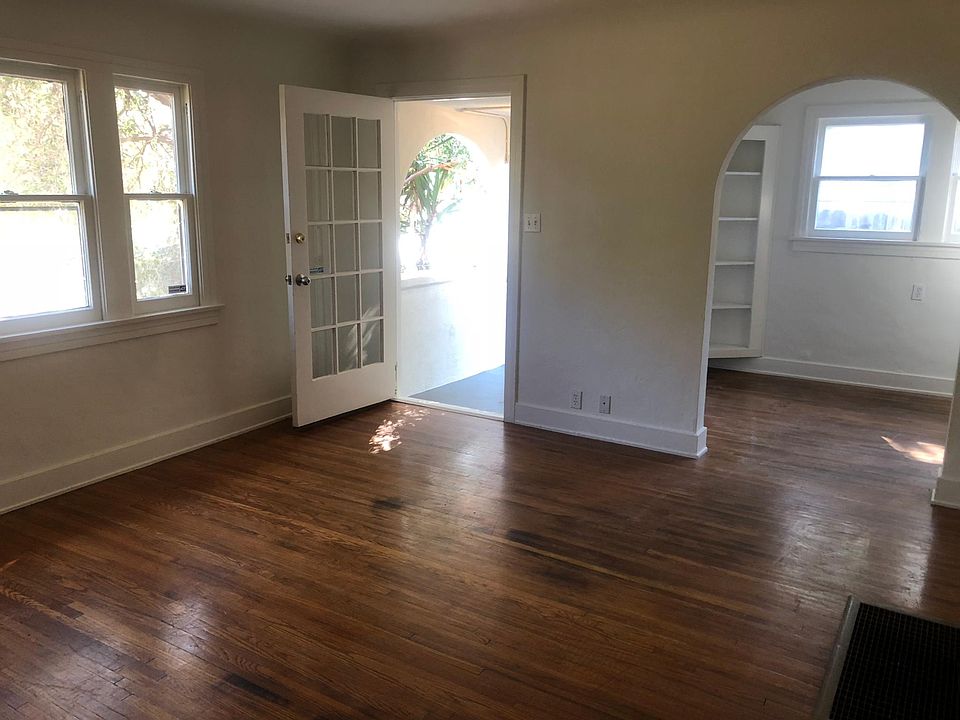 1st image of 11973 Mayfield Ave