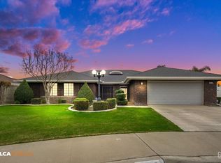 9713 Cork Oak Ct, Bakersfield, CA 93311