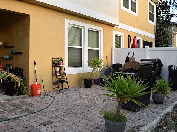 5th image of 14328 Desert Haven St #4002