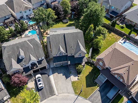 3rd image of 51 Brough Ct