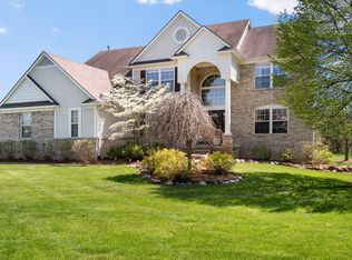 6757 N Meadows Way, Dexter, MI 48130