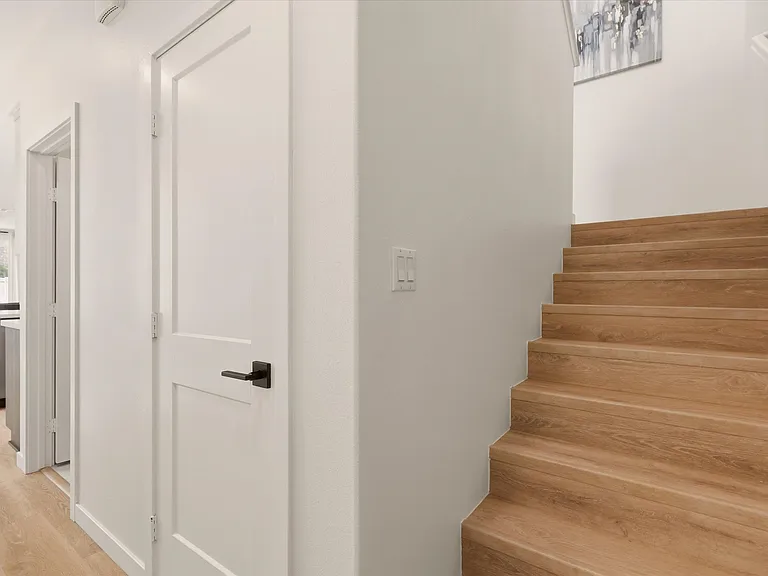 5824 Persepolis Ct — Photo 15