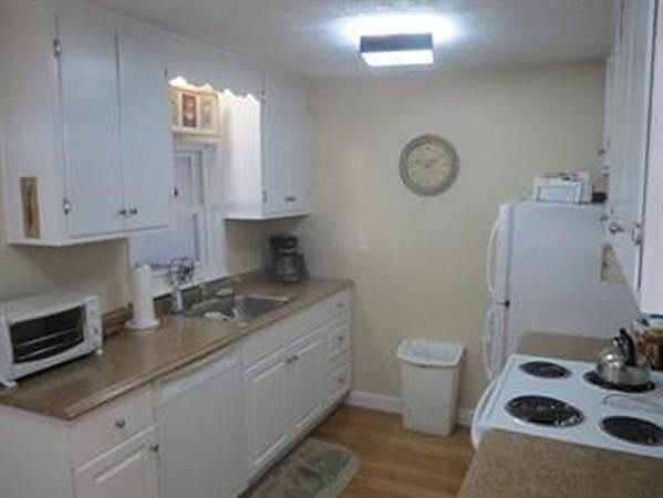 1st image of 8 Burns Ave #1