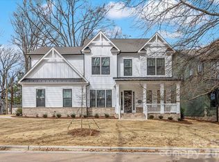 1607 Chippendale Rd, Charlotte, NC 28205