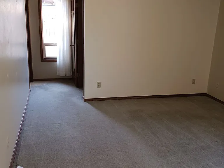 708 Highland Dr — Photo 21