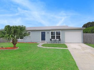 1272 Dawn St NE, Palm Bay, FL 32905