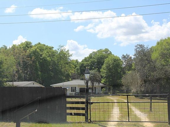 2nd image of 8080 E Round Lake Loop