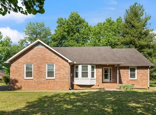 2116 Stonebrook Dr, Murfreesboro, TN 37128
