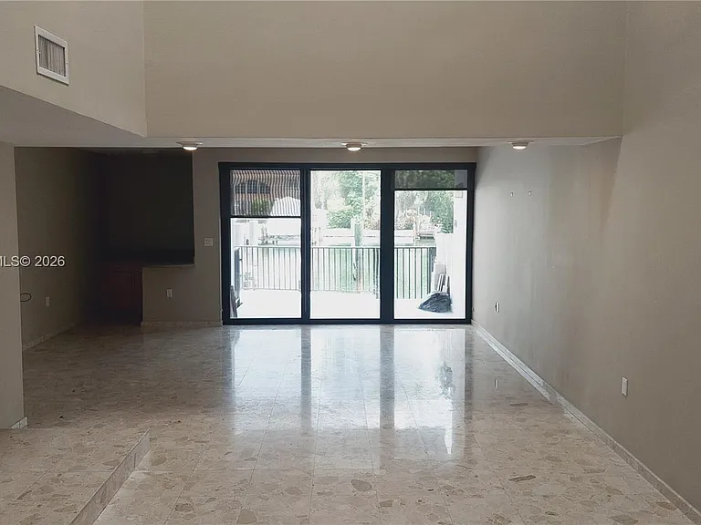 255 S Poinciana Dr #605 — Photo 7