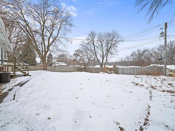 5th image of 2408 Avalon Dr