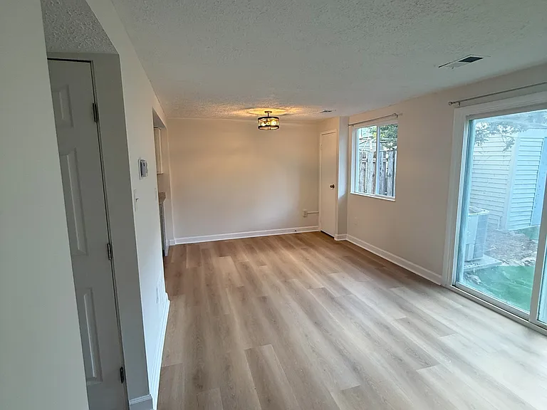 11704 Rosearbor Ct — Photo 5
