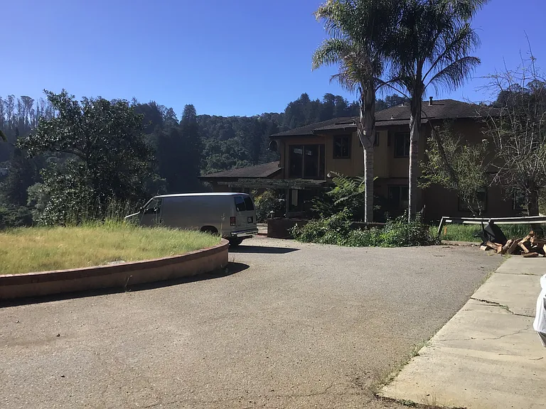 935 Metivers Way — Photo 3