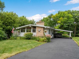 111 Long Ave, North Aurora, IL 60542