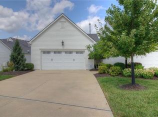 9412 Lime Stone Rd, Parkville, MO 64152