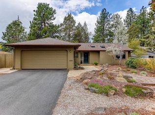 809 SE Breitenbush Ln, Bend, OR 97702