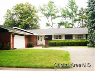 131 Seminole Dr, Springfield, IL 62704