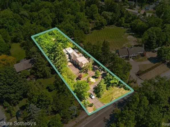 30650 Lahser Rd, Beverly Hills, MI 48025