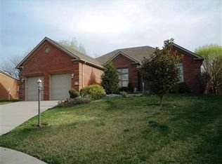 1200 Equine Ct, Lexington, KY 40504