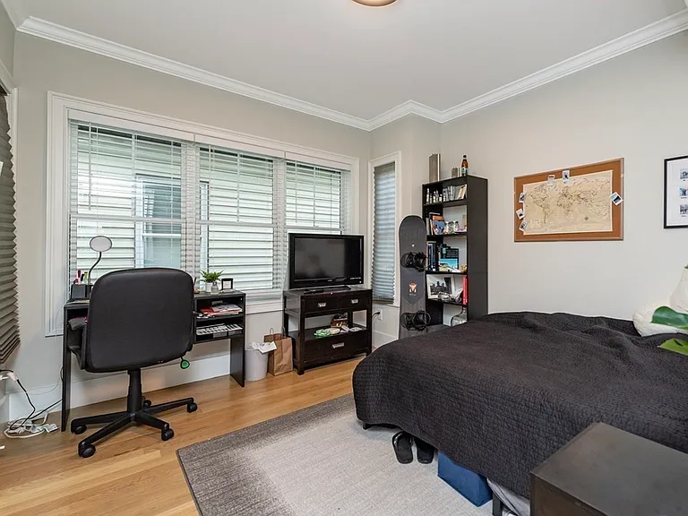 26 Arlington St #3 — Photo 8