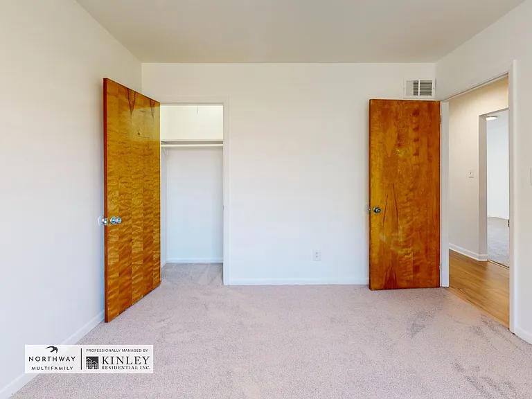 Meadowood Apartments — Photo 22