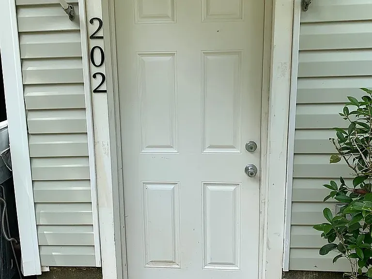 4278 Oxford Ave #2 — Photo 10